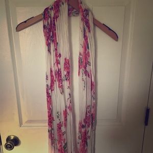 Forever 21 floral scarf